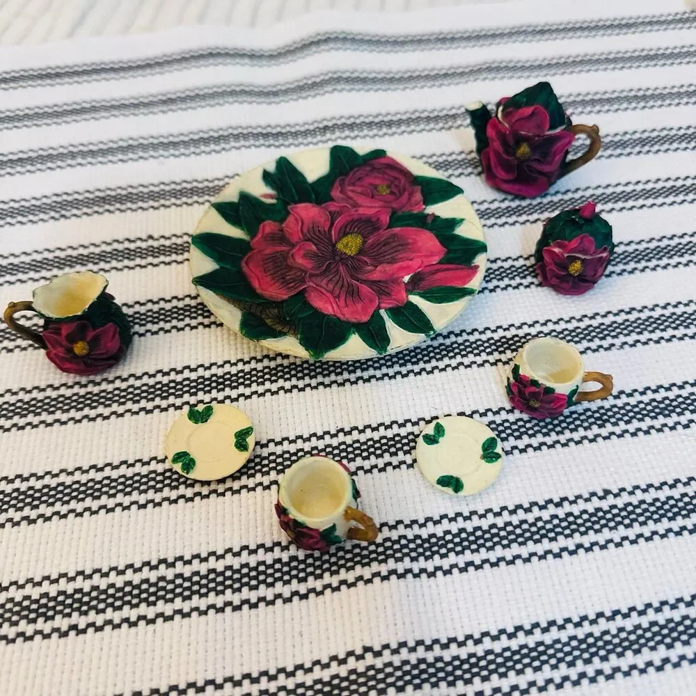 Vintage Magnolia Mini Floral Tea Set